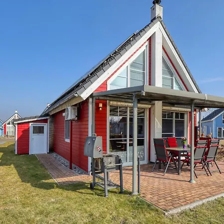 Holiday home Beautiful In Zerpenschleuse