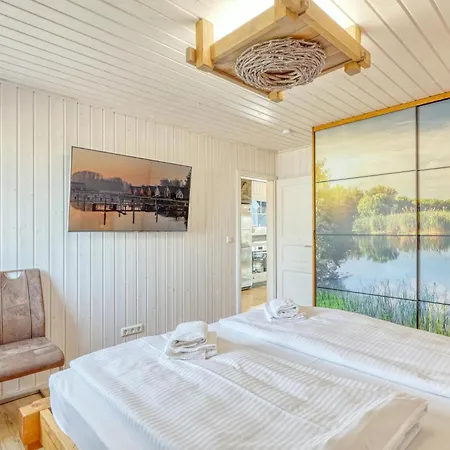 Holiday home Beautiful In